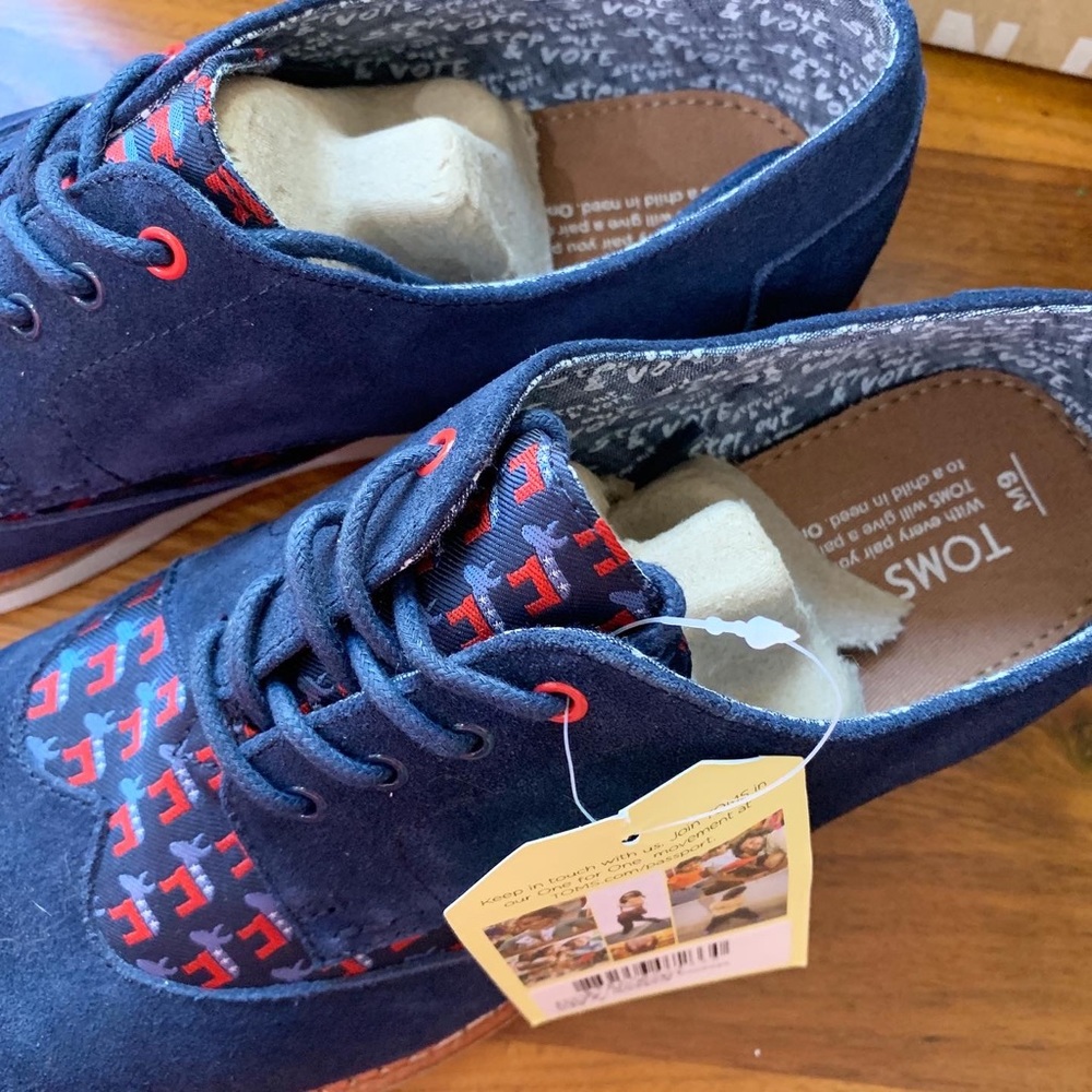 Toms Democratic donkey brogues election mens sz 9 - Picture 3 of 12